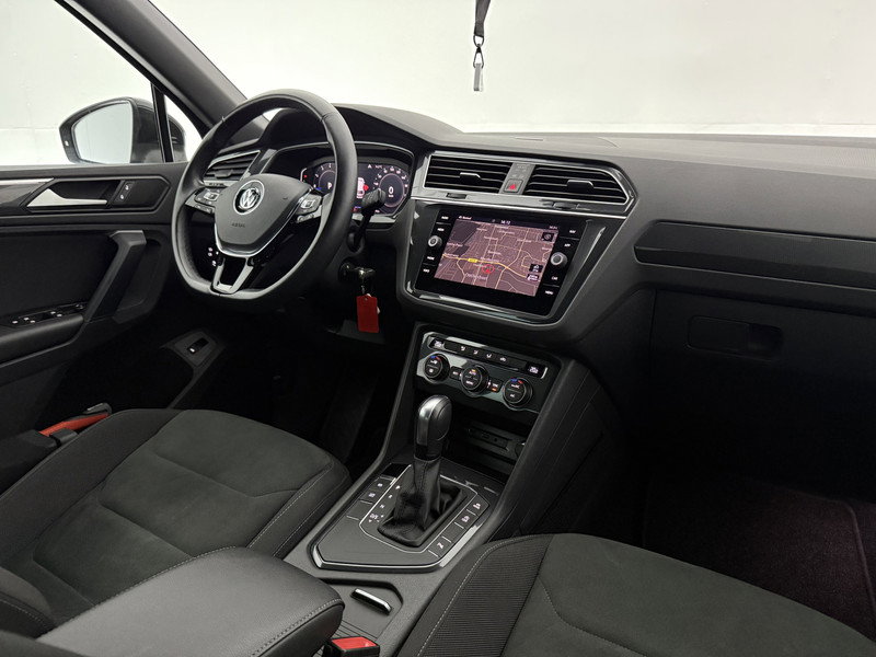 Volkswagen Tiguan 1.5 TSI ACT R-line J087HL