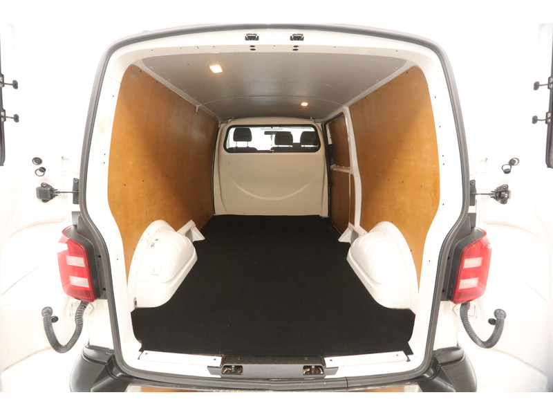 Volkswagen Transporter 2.0 TDI L2H1