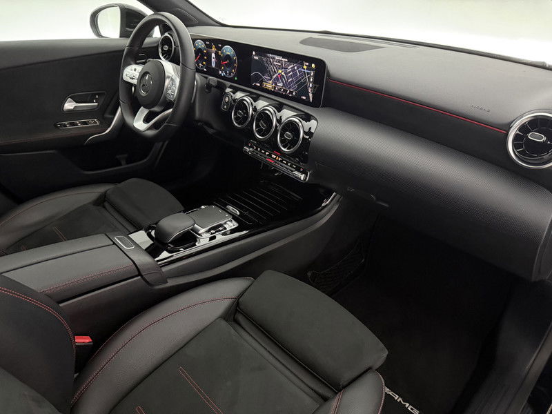 Mercedes-Benz A-Klasse 200 AMG