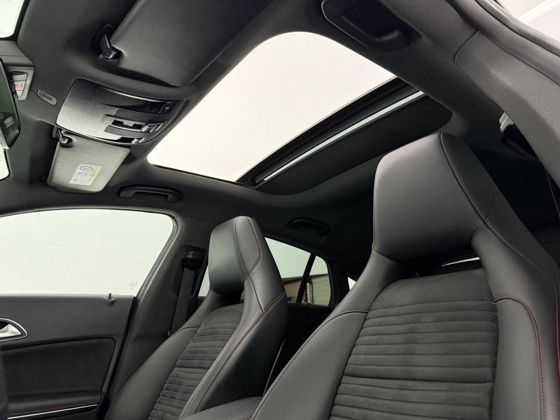 Mercedes-Benz CLA-Klasse 180 AMG Night Upgrade