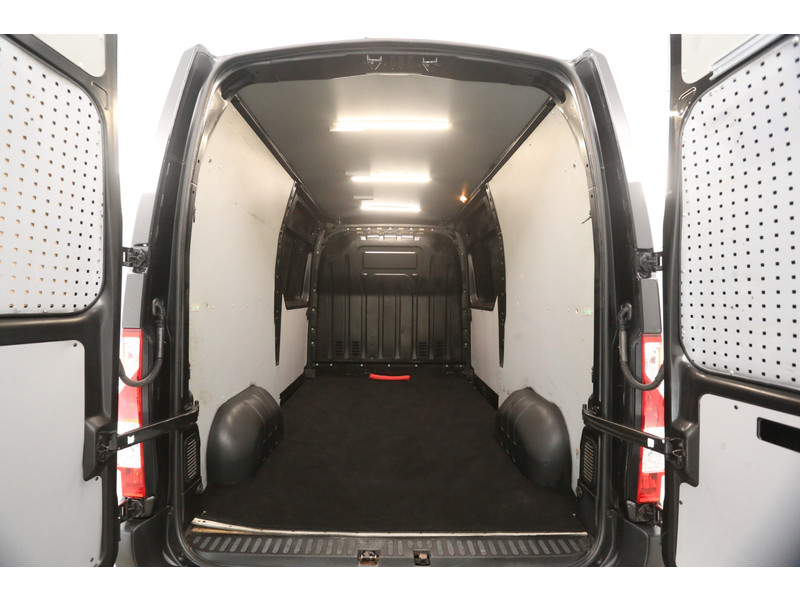 Renault Master T35 2.3 dCi 146PK L2H2