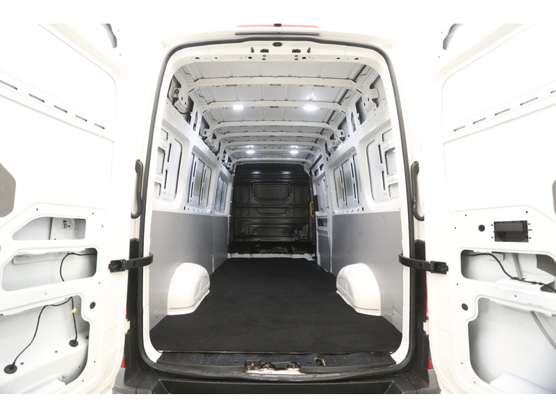 Volkswagen Crafter 35 2.0 TDI 140PK L4H3