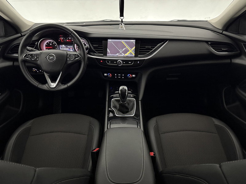 Opel Insignia 1.5 Turbo Business Executive TH096L