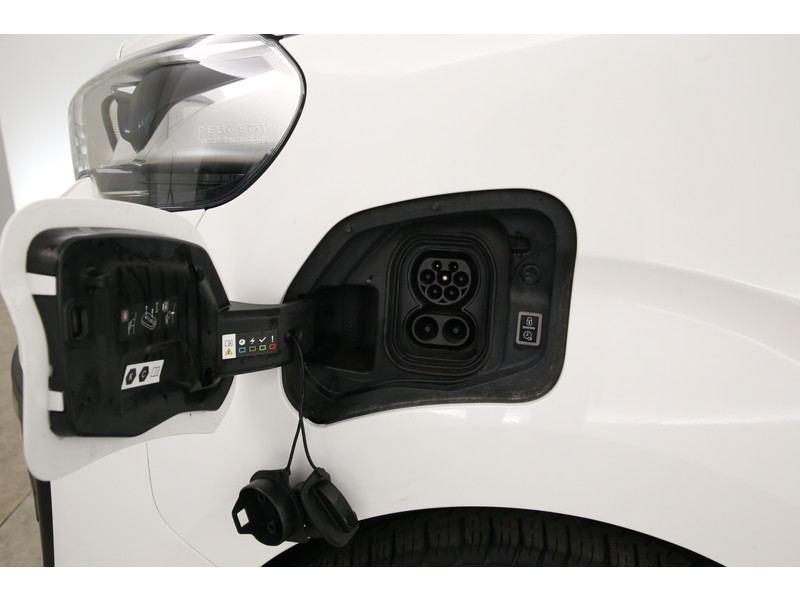 Peugeot e-Expert 75 kWh L3H1 Innovation
