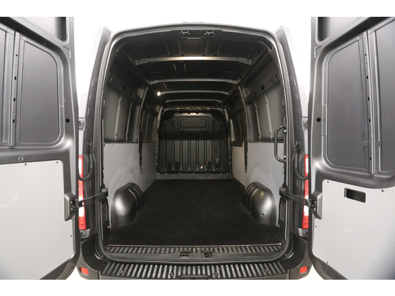 Renault Master T35 2.3 dCi 180PK L2H2