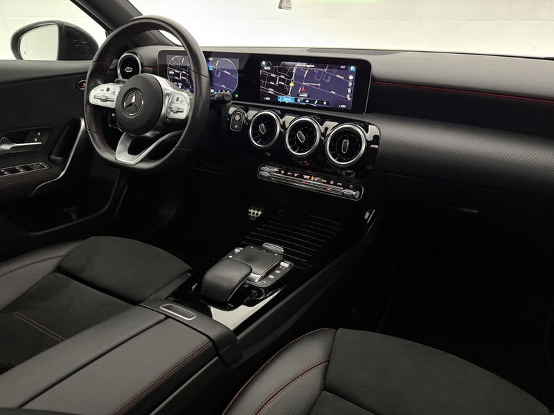 Mercedes-Benz A-Klasse 180 AMG