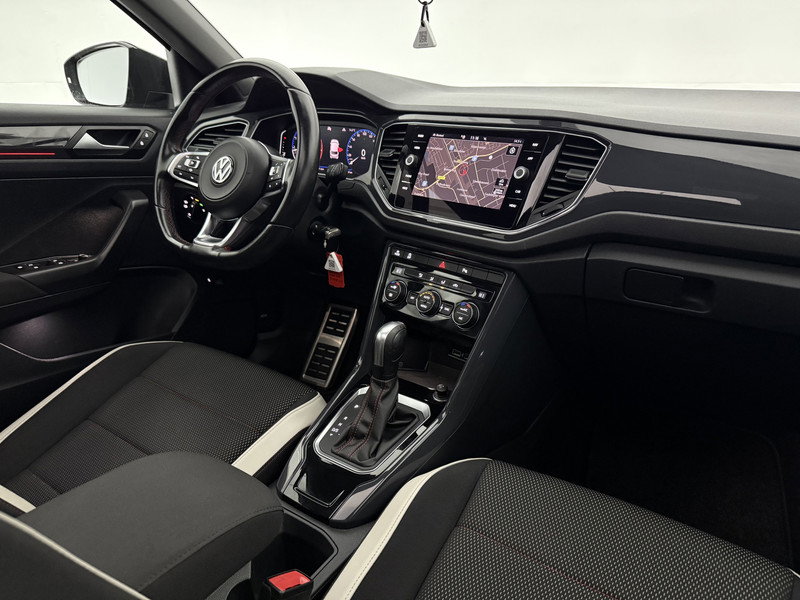 Volkswagen T-Roc 1.5 TSI 150PK R-Line G058JN