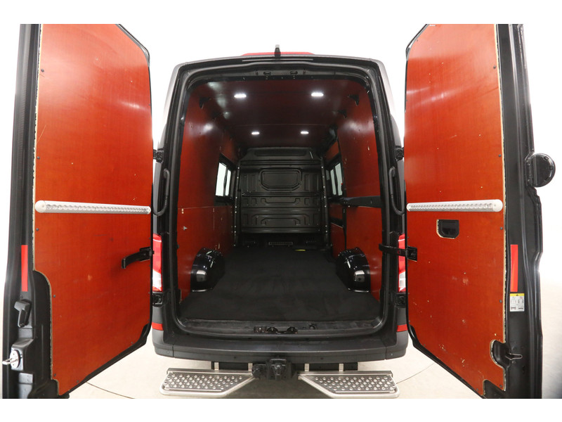 Volkswagen Crafter 2.0 TDI L3H3 141PK