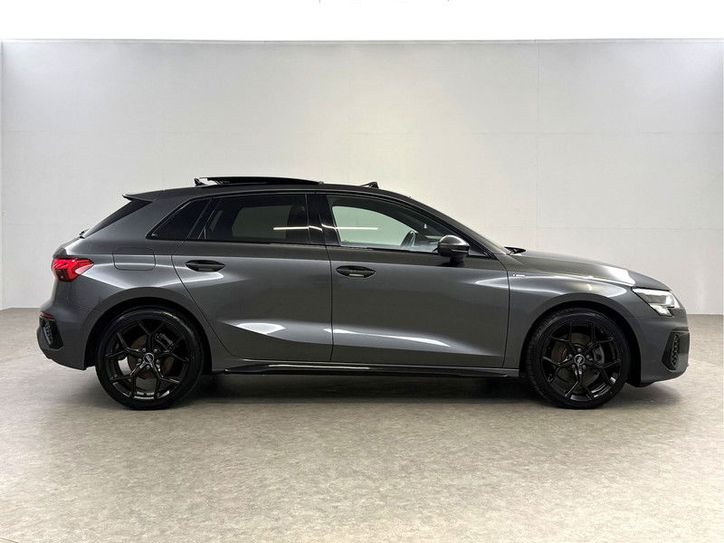 Audi A3 30 TFSI S-line Black optic