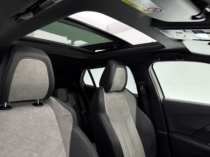 Peugeot e-2008 EV GT-Line 50 kWh