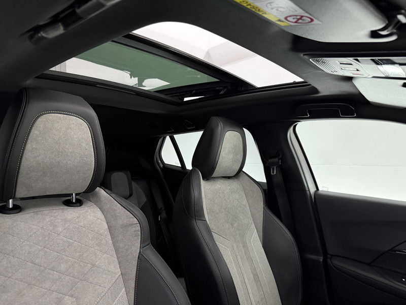 Peugeot e-2008 EV GT-Line 50 kWh