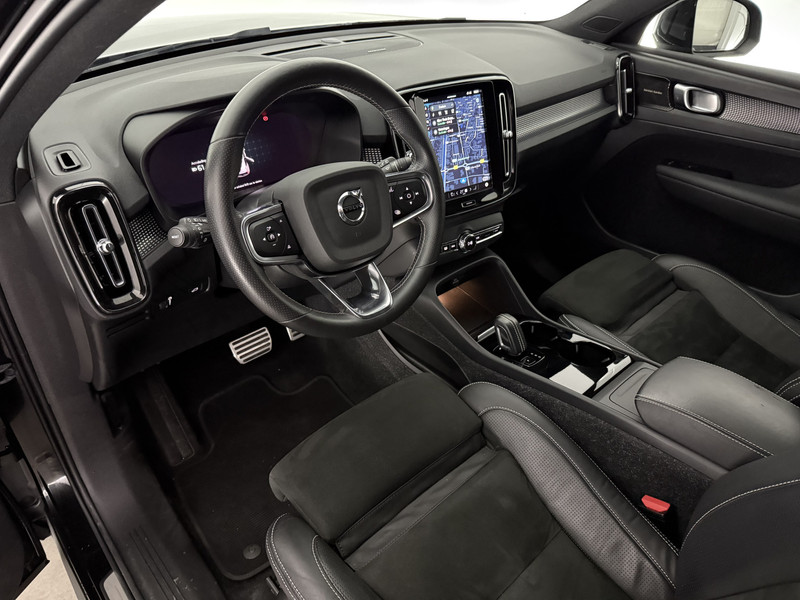 Volvo XC40 Recharge P8 AWD R-Design