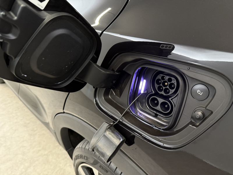 Volvo XC40 Recharge P8 AWD R-Design