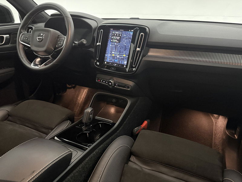 Volvo XC40 Recharge P8 AWD R-Design