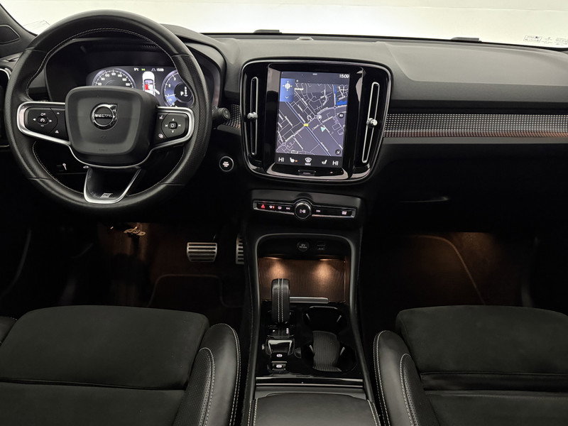 Volvo XC40 1.5 T3 R-Design ZL758L