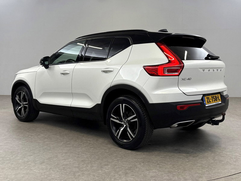 Volvo XC40 1.5 T3 R-Design ZL758L