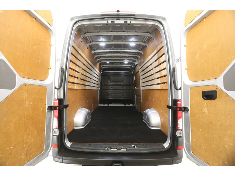 Volkswagen Crafter 35 2.0 TDI Highline 140PK L4H3