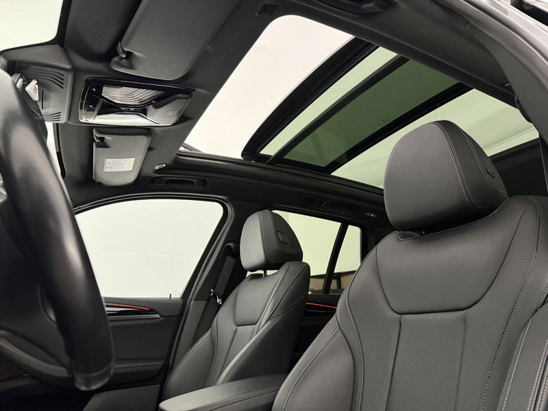 BMW iX3 Executive 80 kWh M-Sport