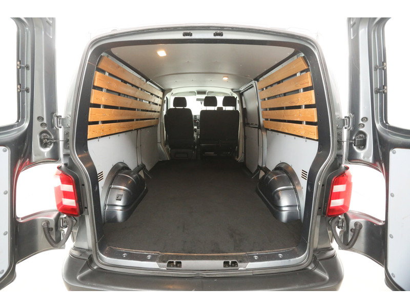 Volkswagen Transporter 2.0 TDI 150PK L2H1 VDT79N