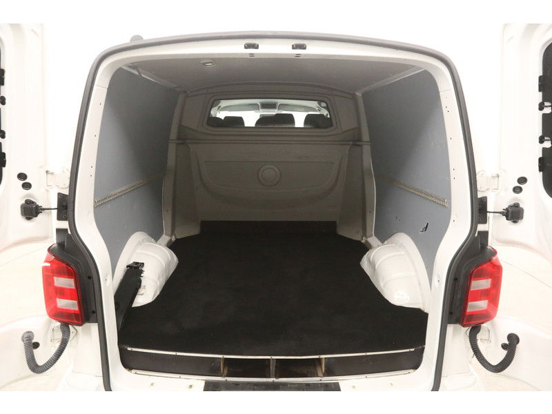 Volkswagen Transporter 2.0 TDI L2H1