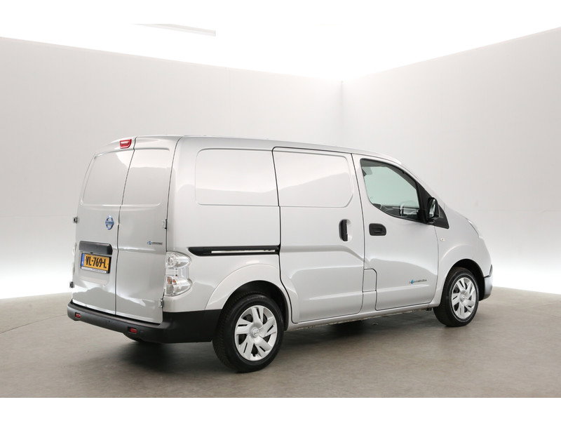 Nissan E-NV200