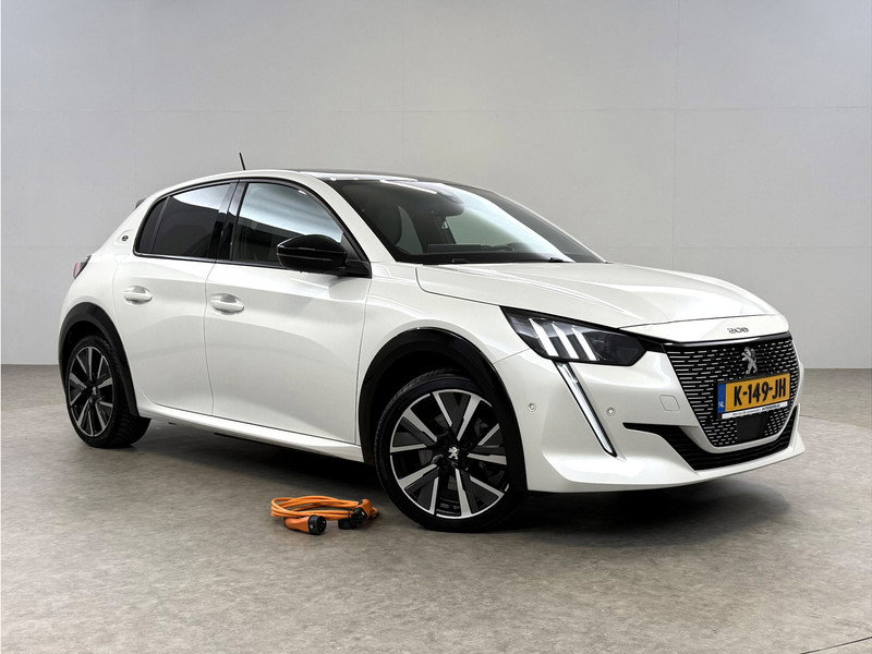 Peugeot e-208