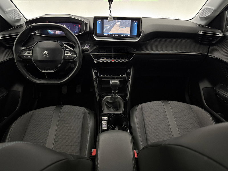Peugeot 208 1.2 PureTech Allure H006RJ