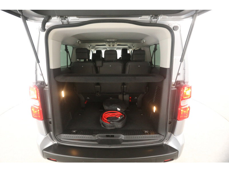 Peugeot e-Traveller