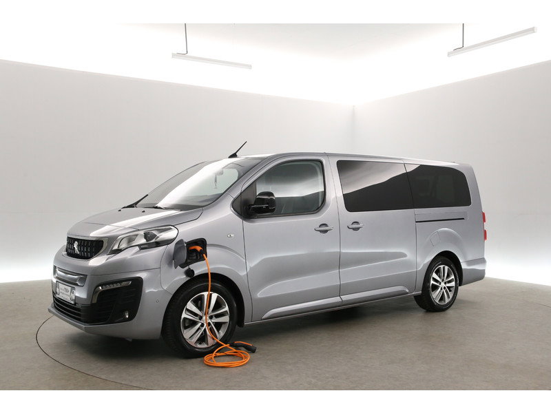 Peugeot e-Traveller