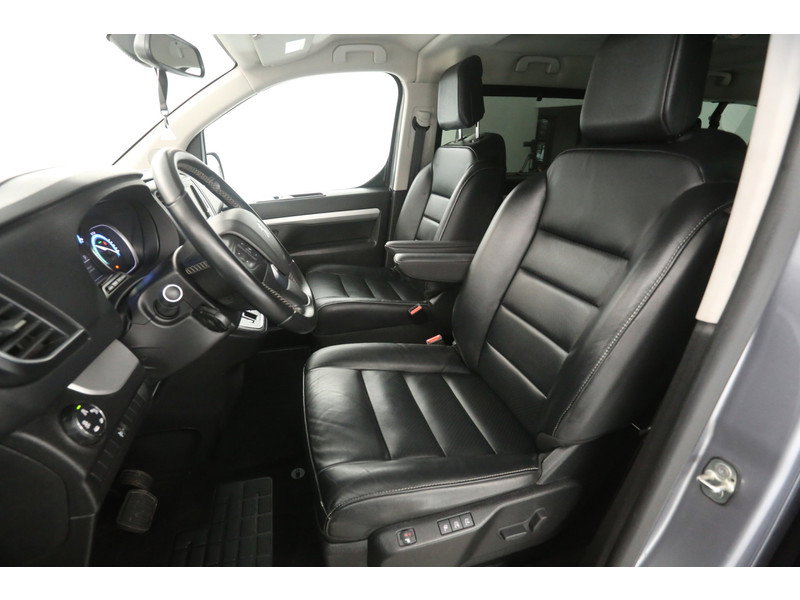 Peugeot e-Traveller