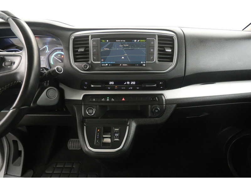Peugeot e-Traveller