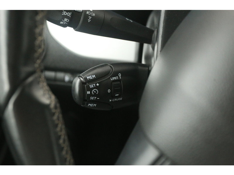 Peugeot e-Traveller