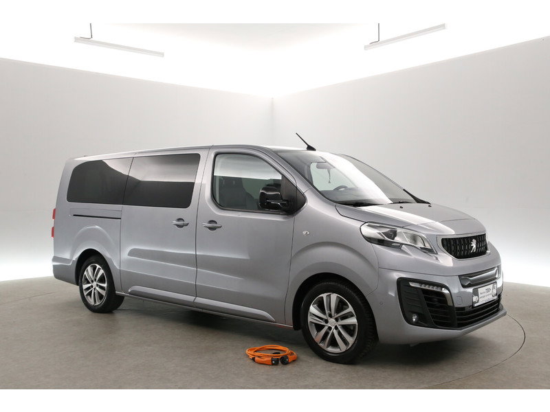 Peugeot e-Traveller
