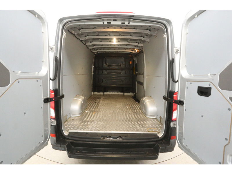 Volkswagen Crafter 2.0 TDI L3H2