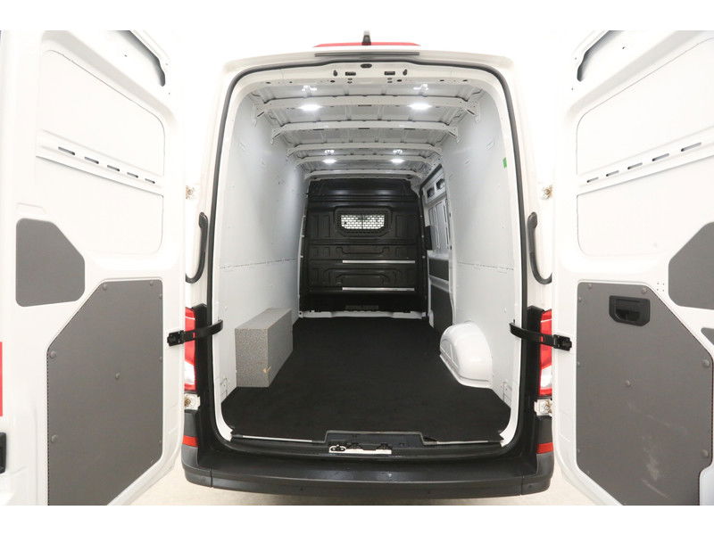 Volkswagen Crafter 2.0 TDI L3H3 140PK