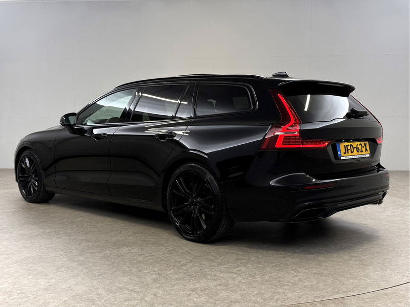 Volvo V60 2.0 B3 R-Design Black Edition