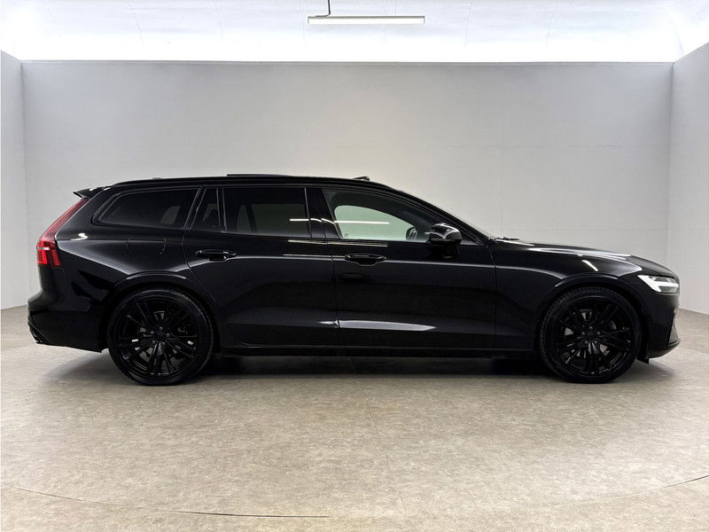 Volvo V60 2.0 B3 R-Design Black Edition