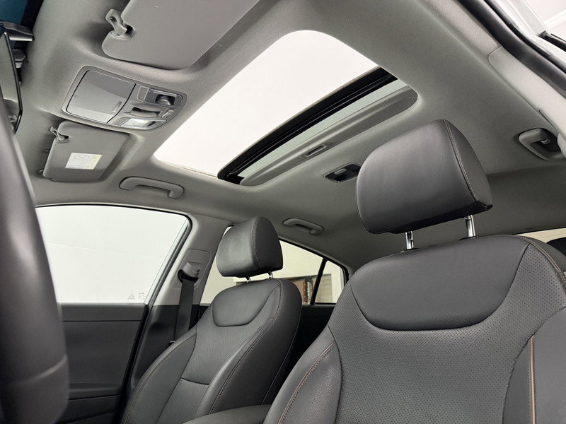 Hyundai IONIQ Premium EV TL146P