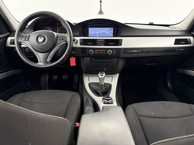 BMW 3 Serie 318i Business Line 26HST5