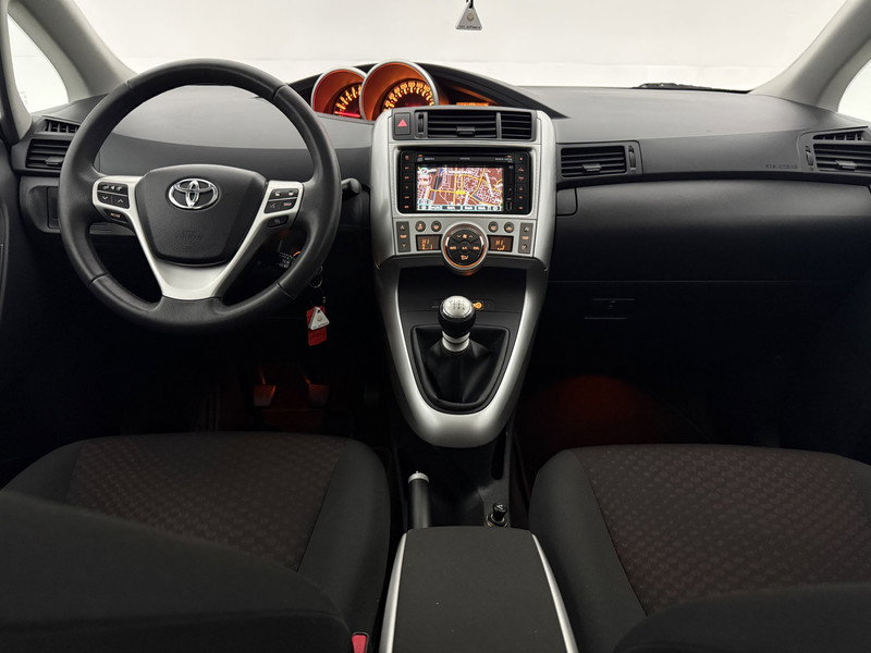 Toyota Verso 1.8 VVT-i Business 58LPK5