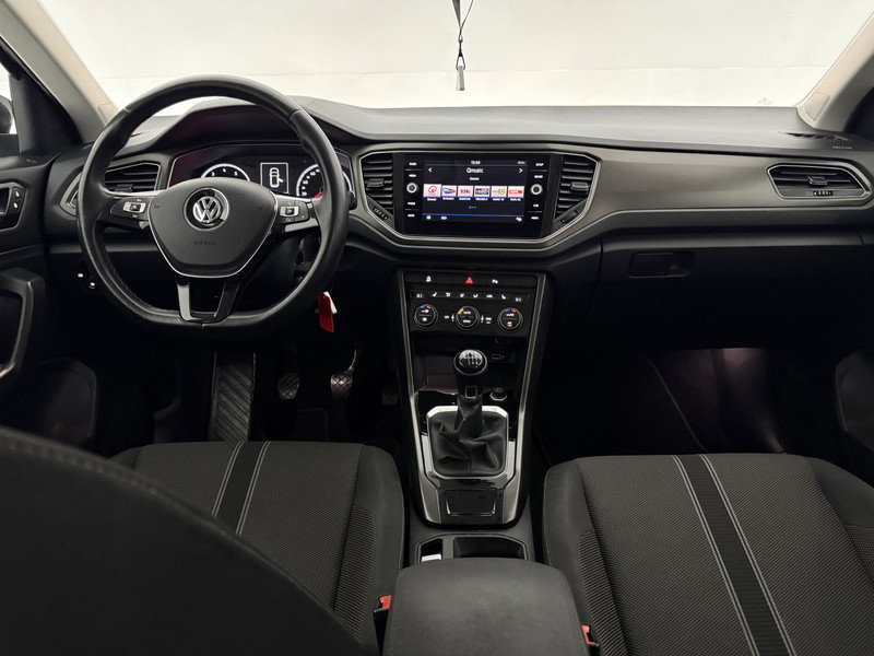 Volkswagen T-Roc 1.0 TSI Sport K888TJ