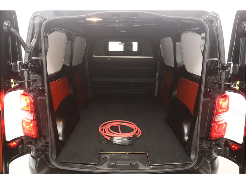 Peugeot e-Expert 75 kWh L2H1 VKX04L