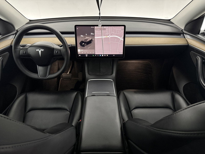 Tesla Model Y Long Range AWD 75 kWh Z806NJ