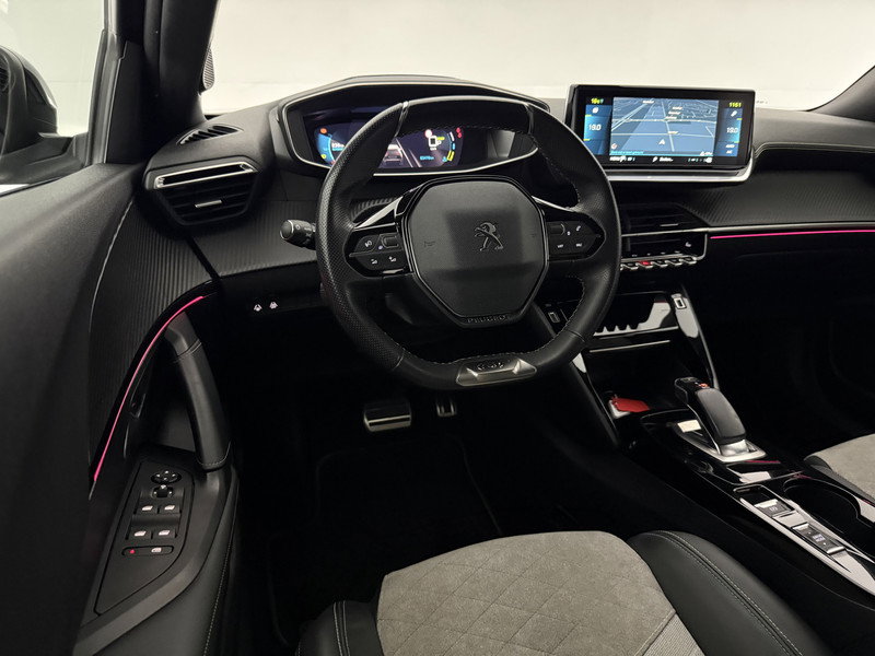 Peugeot e-2008