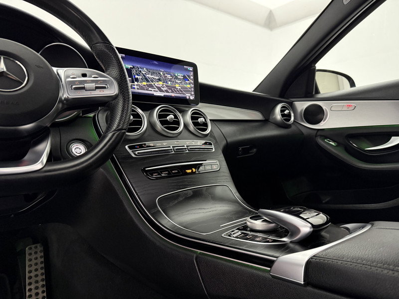Mercedes-Benz C300