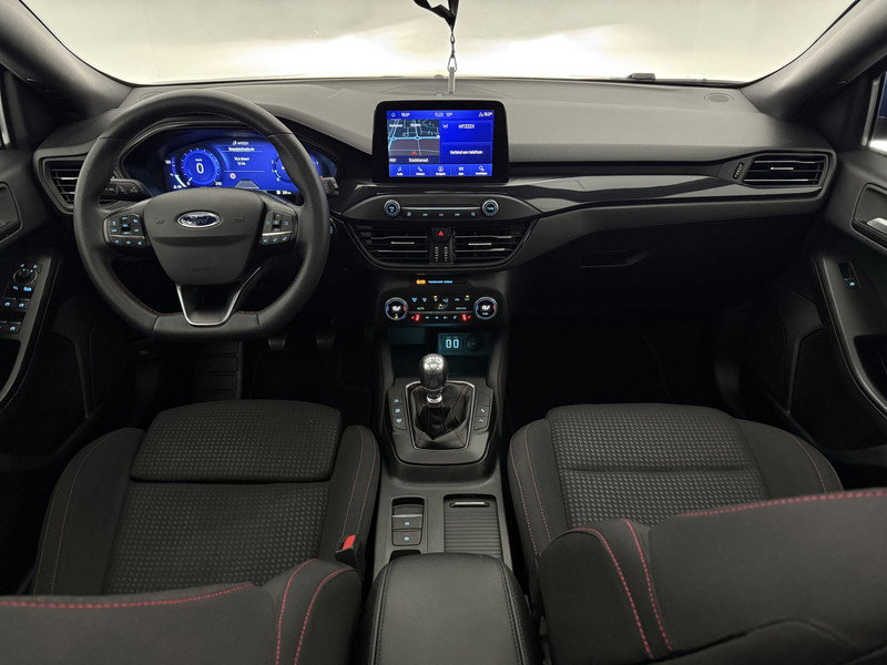 Ford Focus EcoBoost Hybrid ST Line X Business N691JV