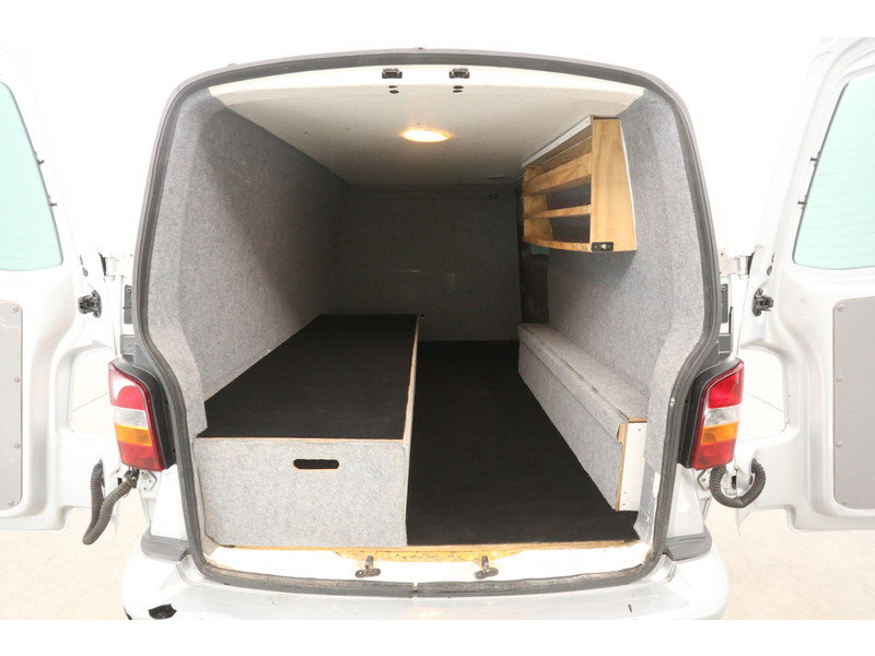 Volkswagen Transporter 2.5 TDI L2H1 24VXS6