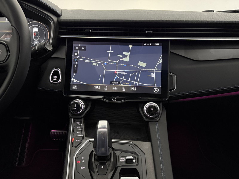 Lynk Co 01