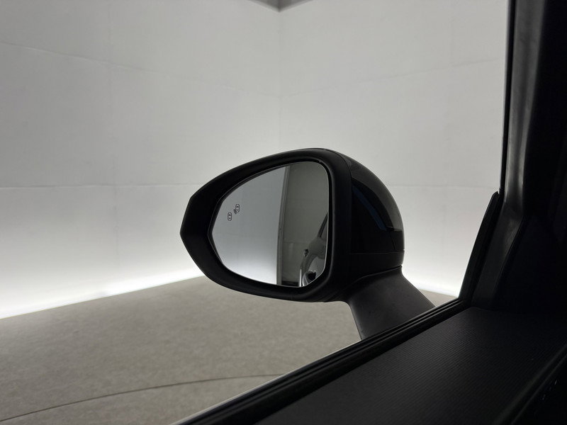 Lynk Co 01