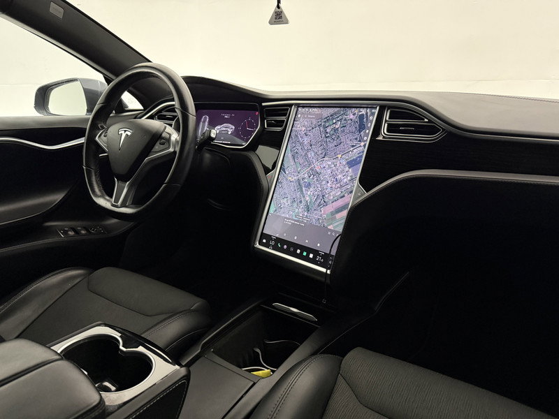 Tesla Model S 75D RZ217V